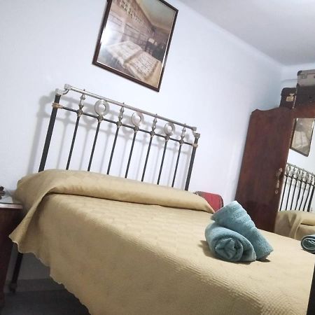 La Casita Del Herrador El Burgo De Osma Buitenkant foto
